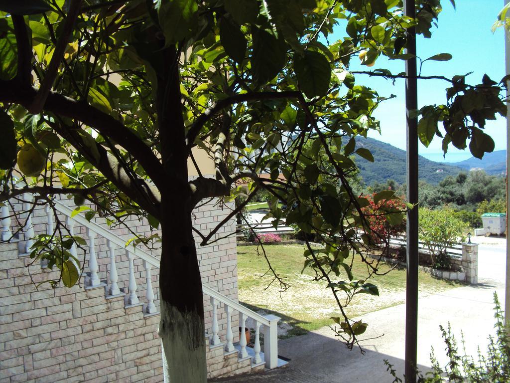 Stamatia Rooms Парга Екстериор снимка